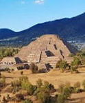 テオティワカン遺跡　太陽のピラミッド