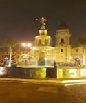 リマ　マヨール広場の噴水