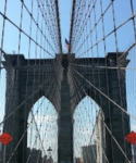 マンハッタンとブルックリンを結ぶ「ブルックリン橋」