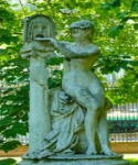 リュクサンブール公園の彫刻③真実の口