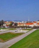 ベルヴェデーレ庭園からのウィーンの眺めは必見